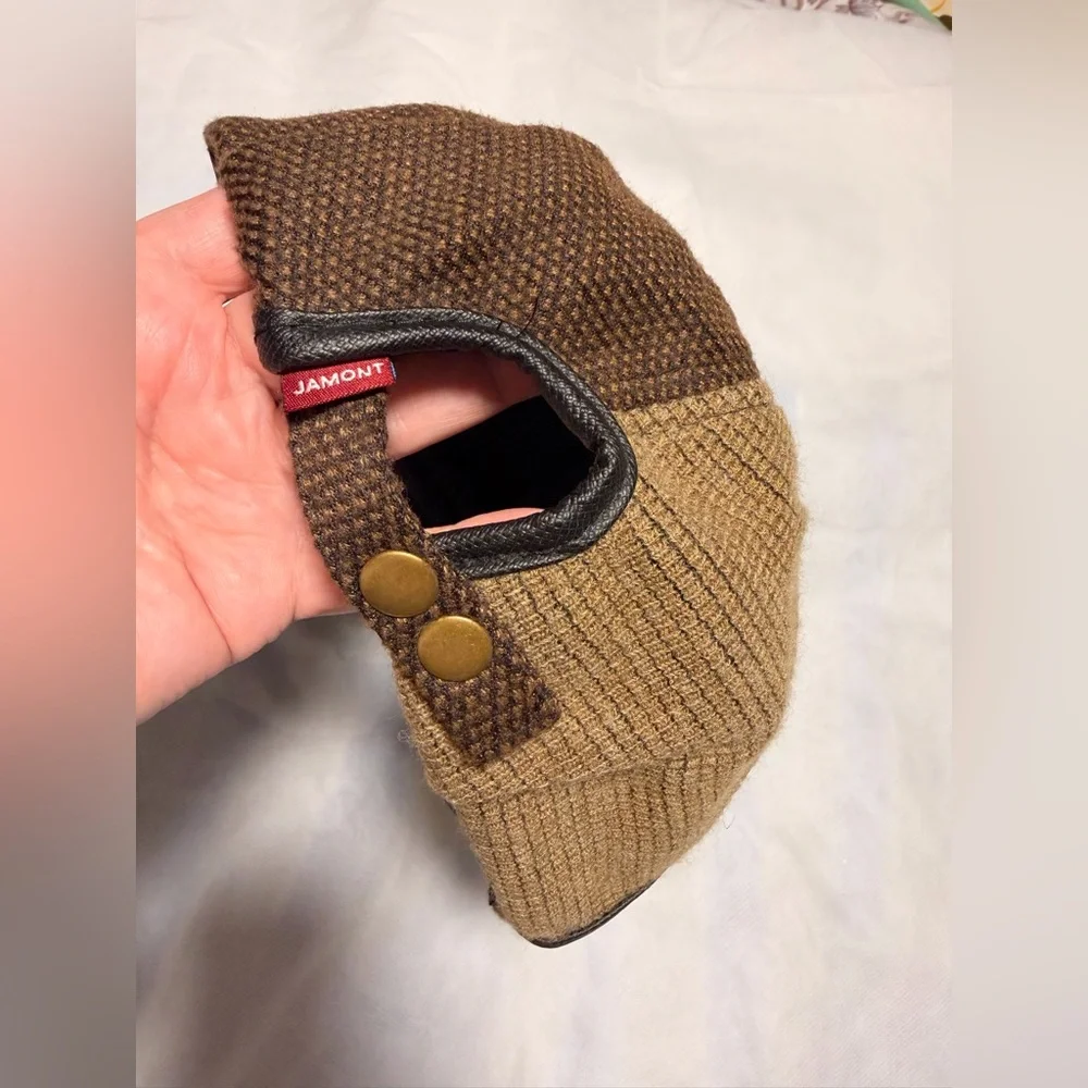 Two-Tone Brown Men's Snapback cap. - Picture 2 of 5